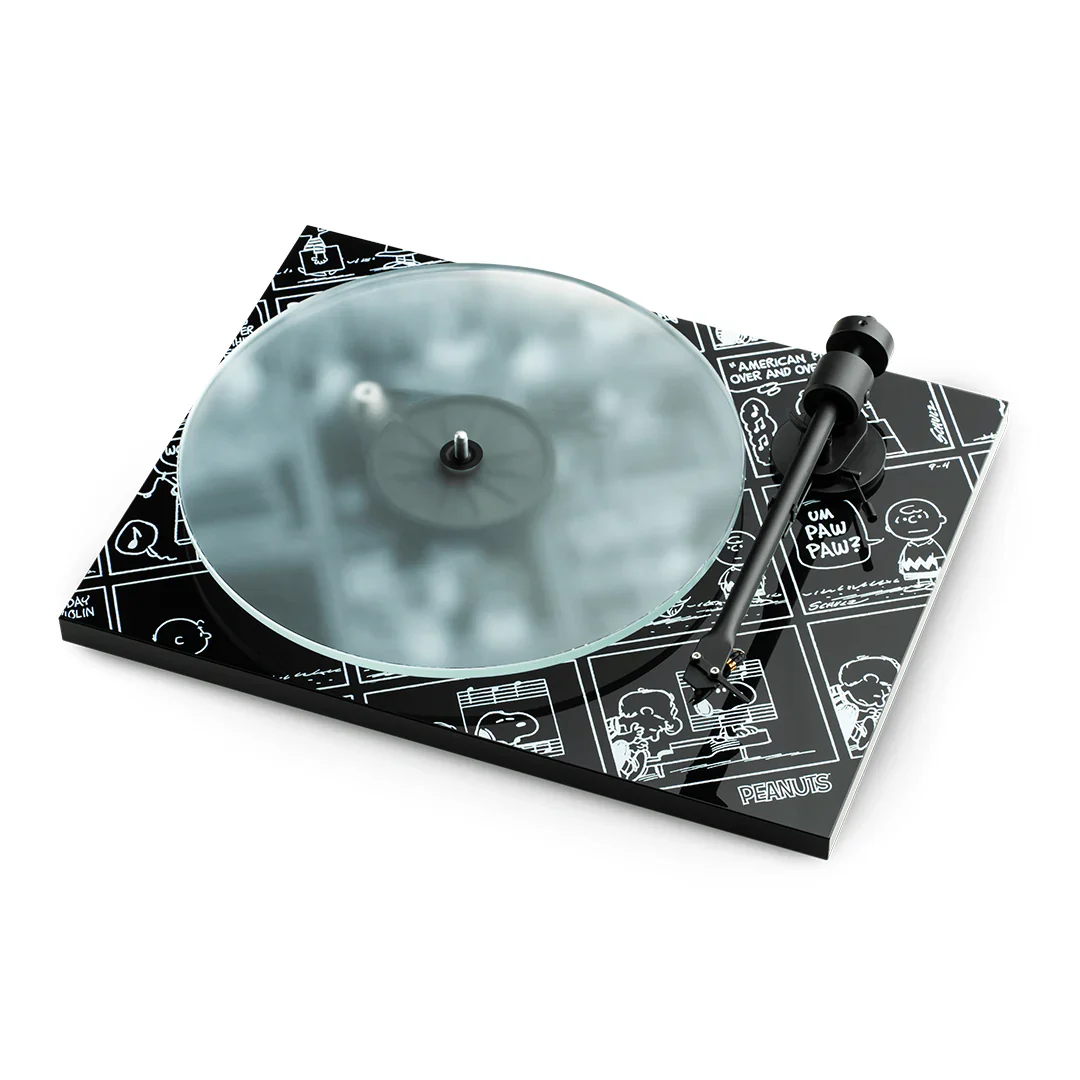 Pro-Ject 75th Anniversary Peanuts Turntable - Image 2